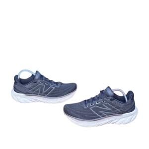 New Balance Black Athletic Shoes with Mesh Upper and Fresh Foam Cushioning